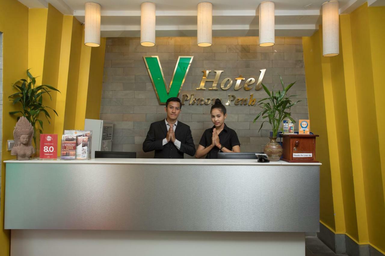 V Hotel Phnom Penh Exterior foto